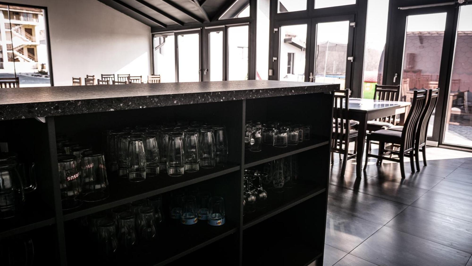 Casa Ambientt Hotel Curtea De Arges Luaran gambar