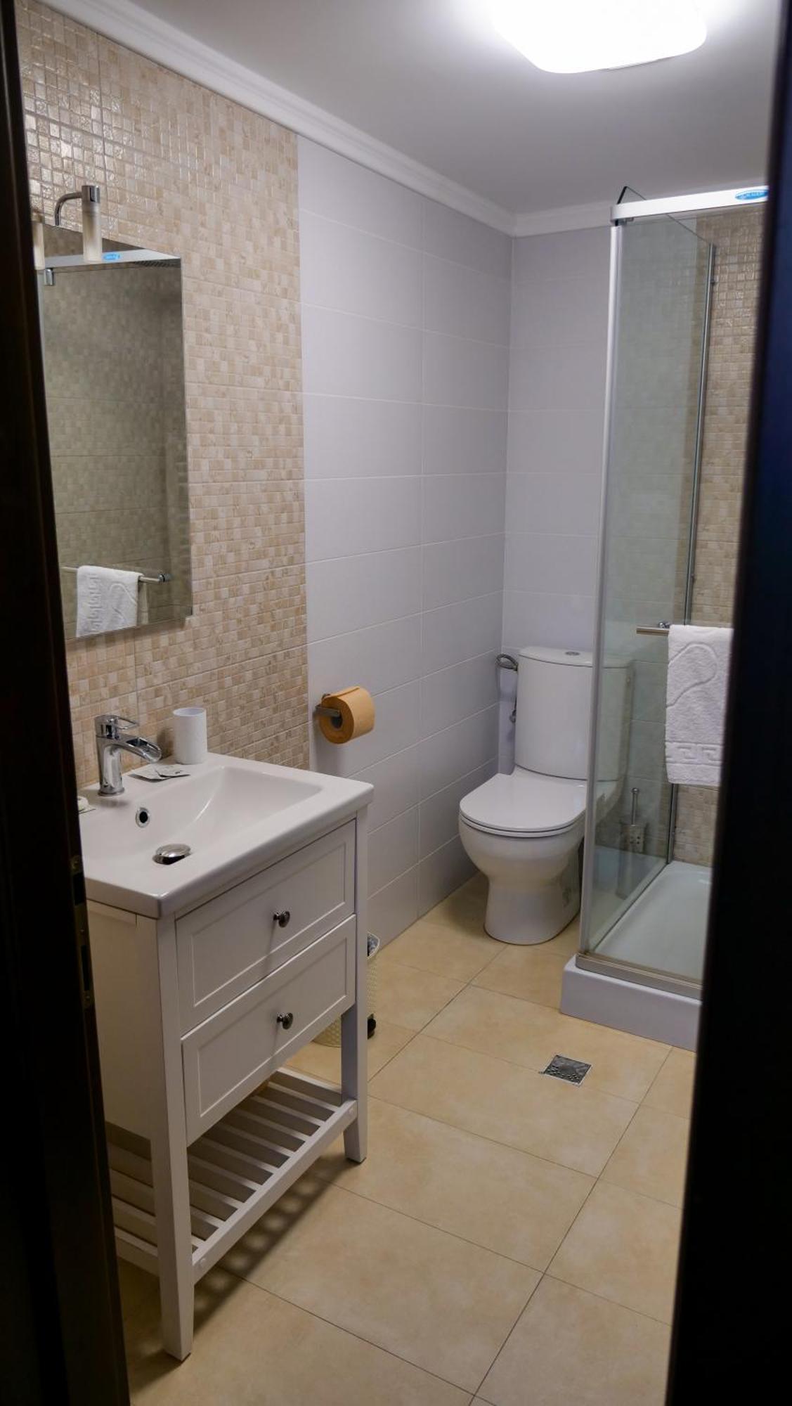 Casa Ambientt Hotel Curtea De Arges Luaran gambar